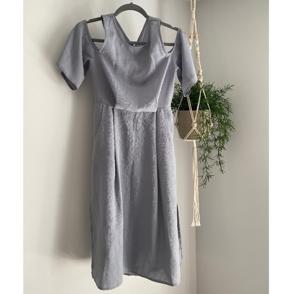 Topshop Off-the-Shoulder Dress - Picture 1 of 4